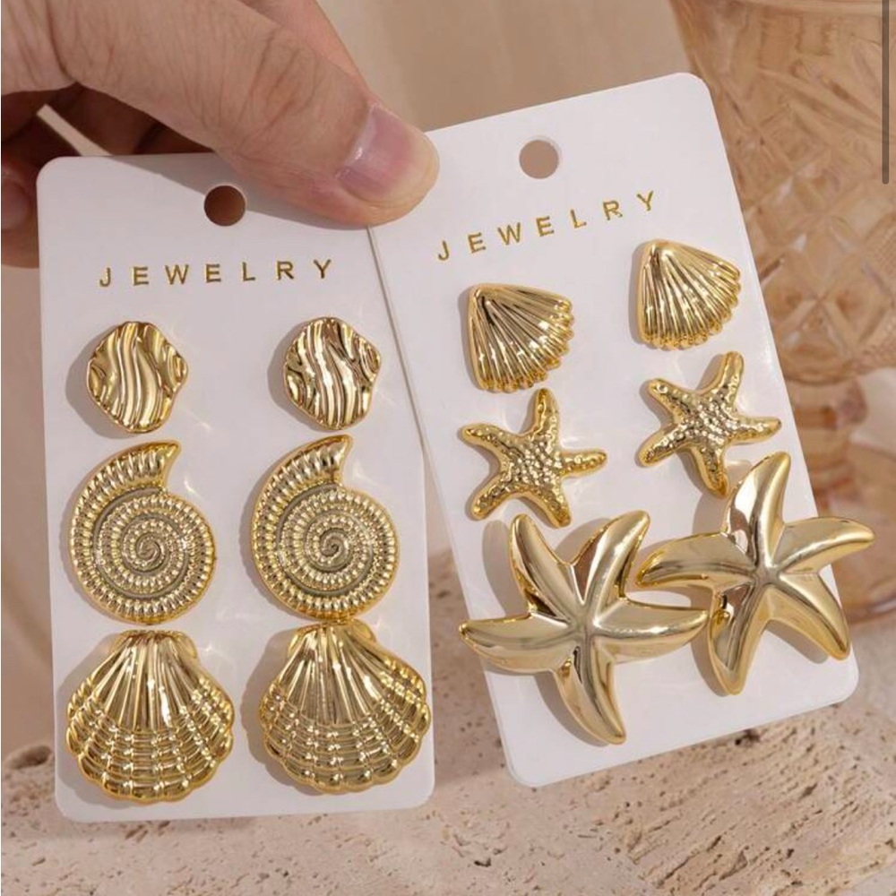 Gold Seashell and Starfish Earring and Ring Collection